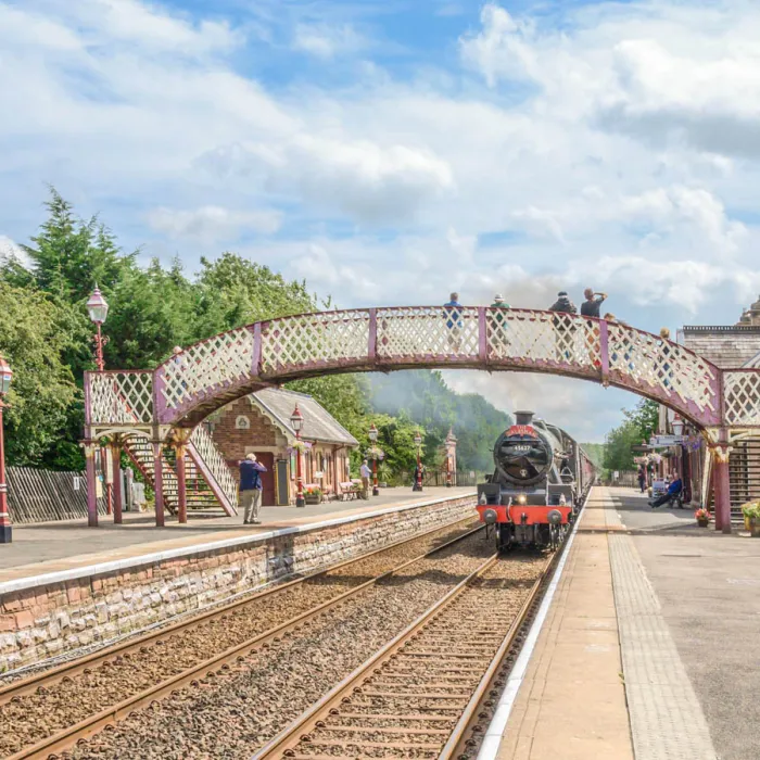 Ann Dallaway: STEAM EN APPLEBY STATION